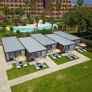 Bungalow Beach Front